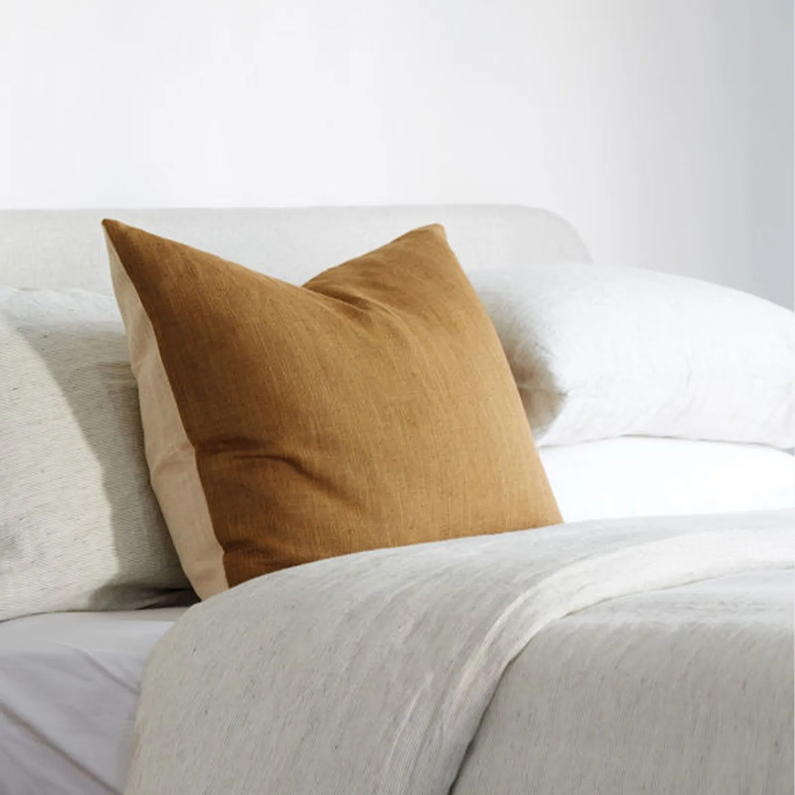 Amano Cushion - Bronze/Natural
