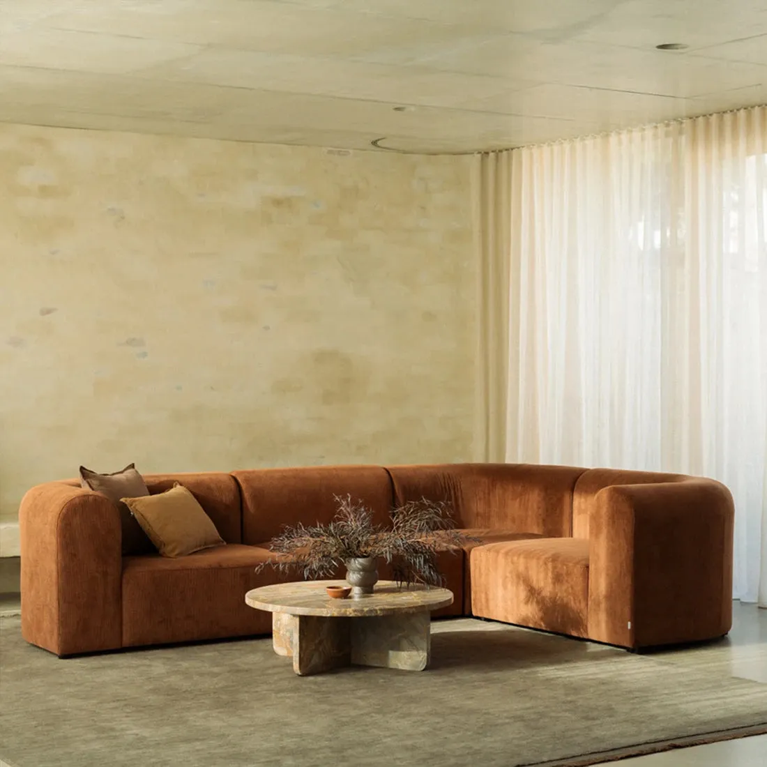 Berg RHF Closed Chaise Sofa - Corduroy Fawn