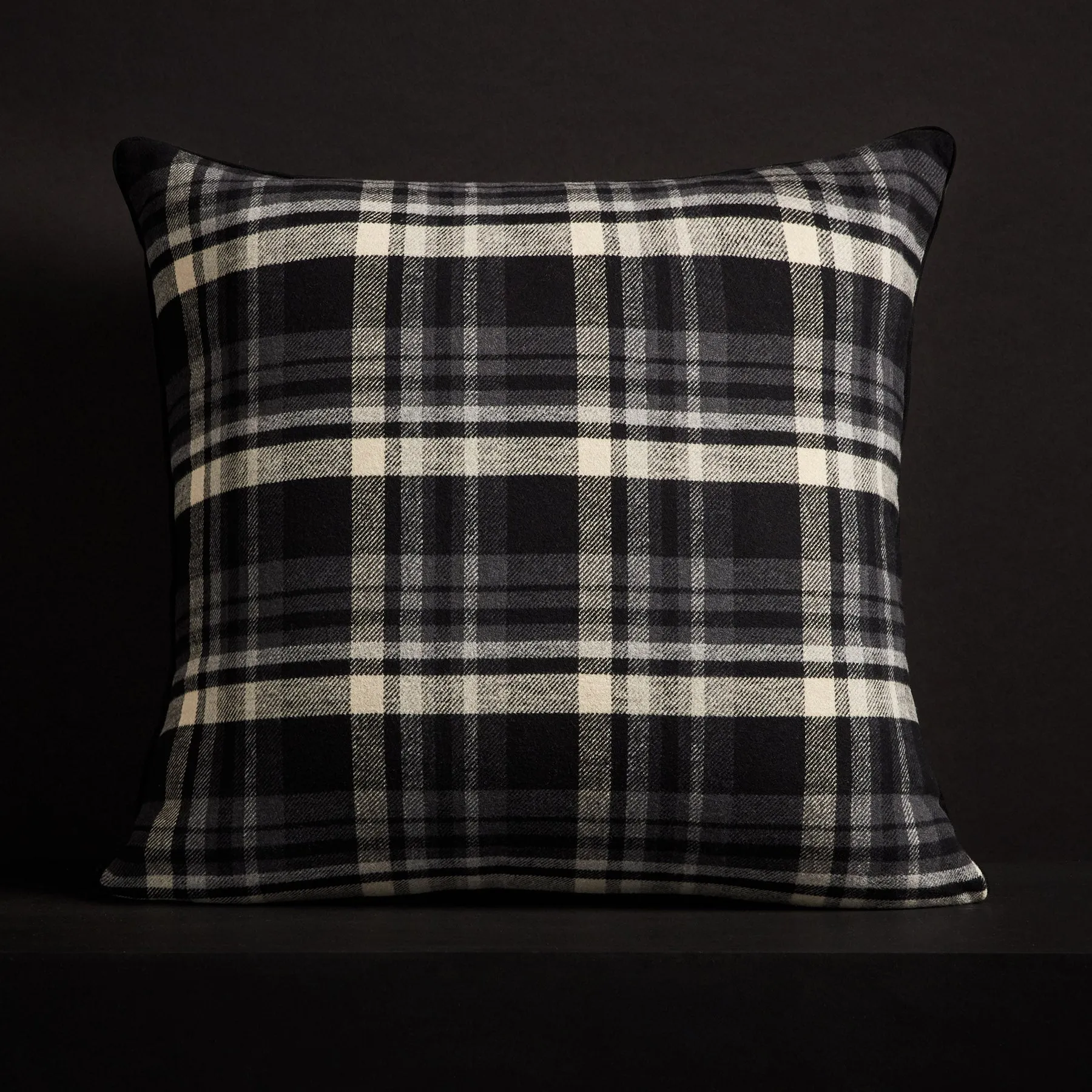 Plaid Throw Pillow With Piping - Black/Ivory Plaid