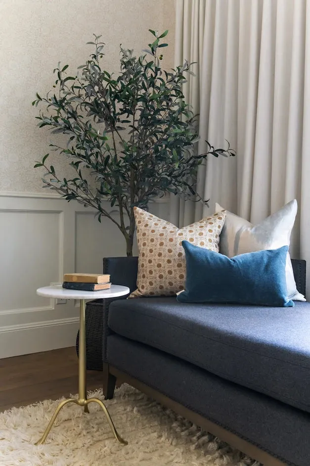 Wilshire Daybed & Bench