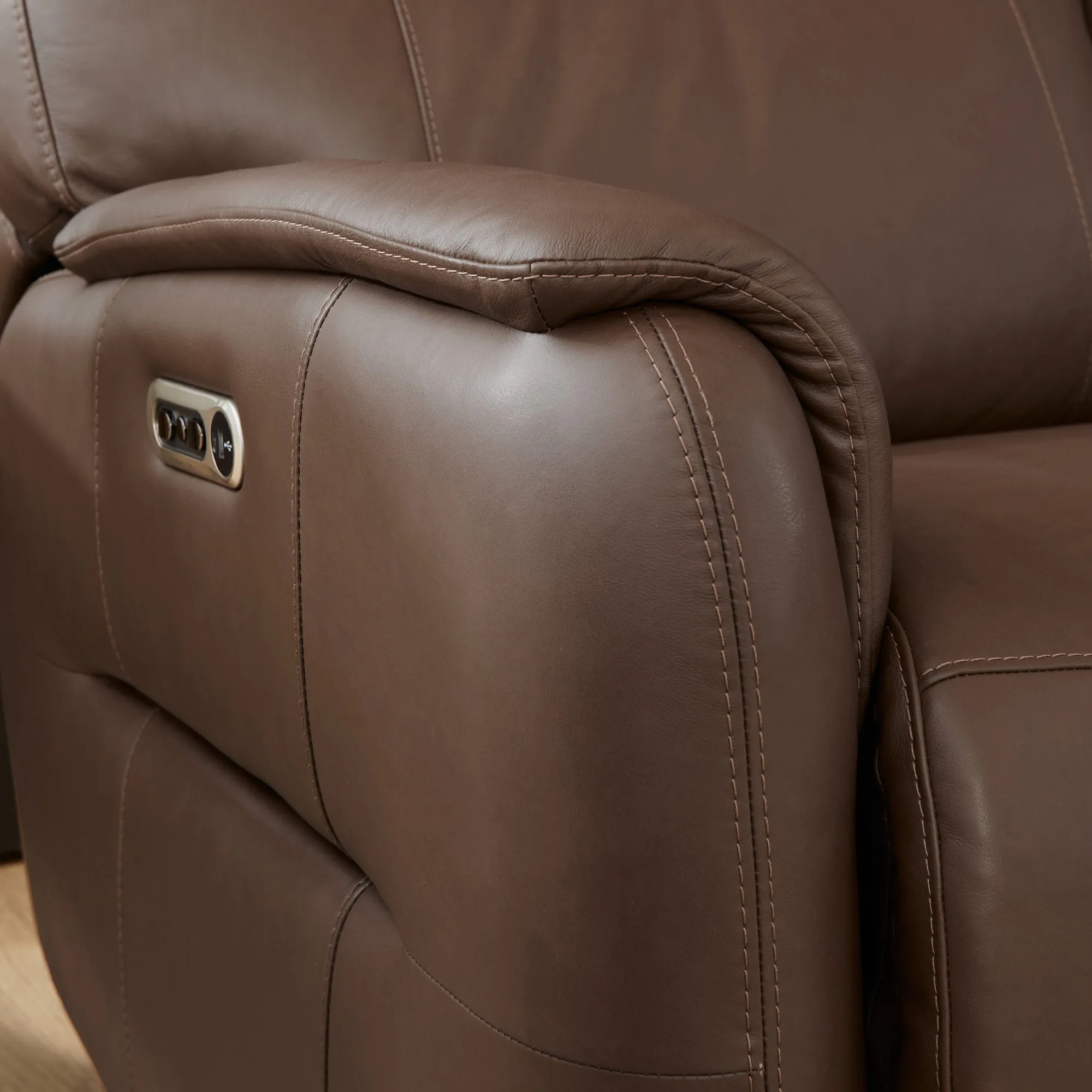 Wilson CafÃ© Leather Power Gliding Recliner with Power Headrest
